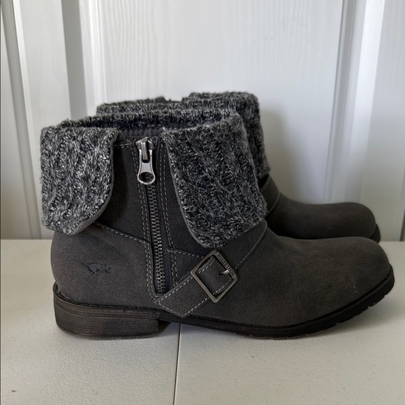 ROCKEY DOG GREY FAUX SUEDE ANKLE BOOTS BOOTIES (sz 8.5) - Picture 1 of 7